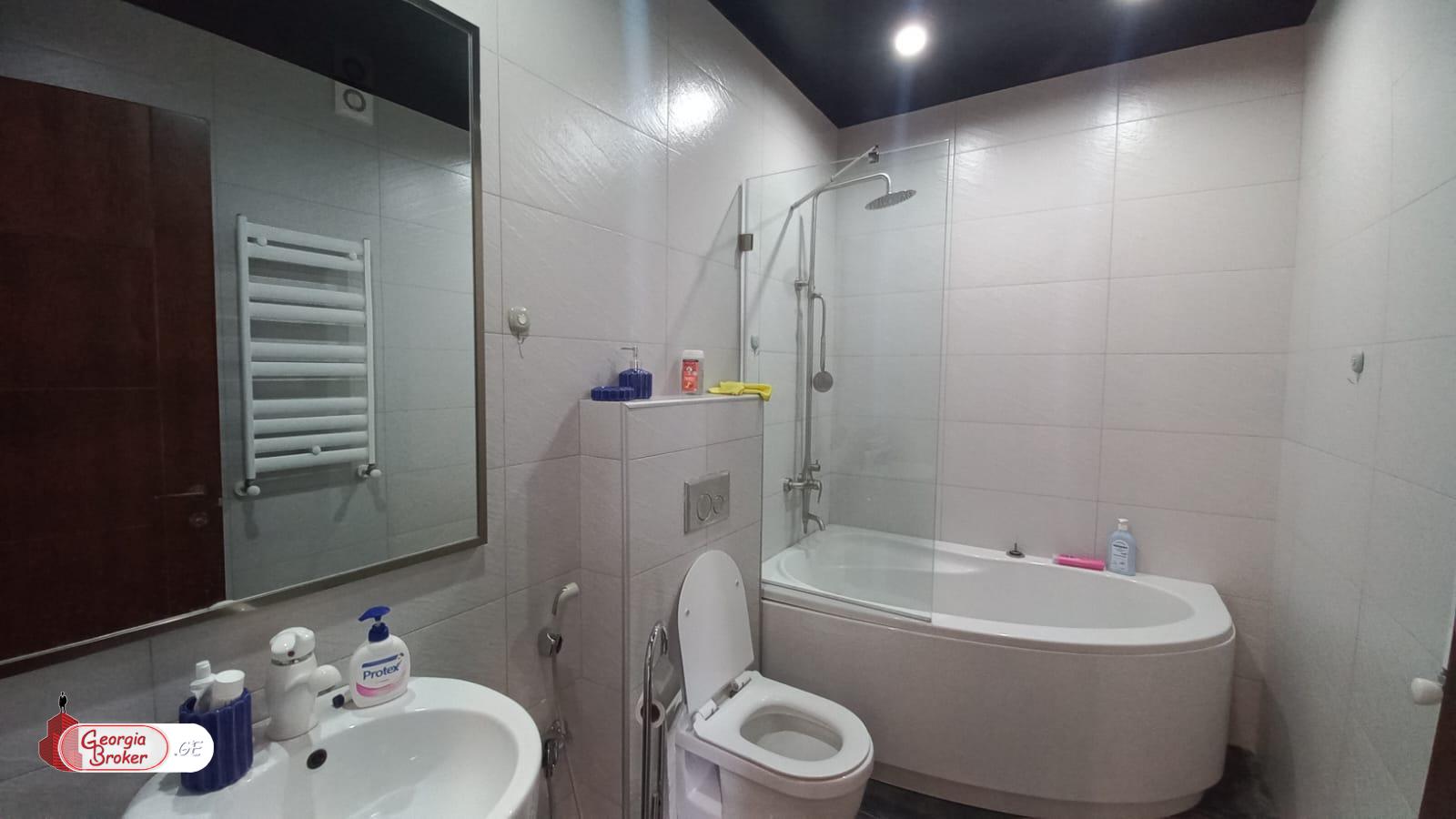 nearly repaired 11-room hotel for sale